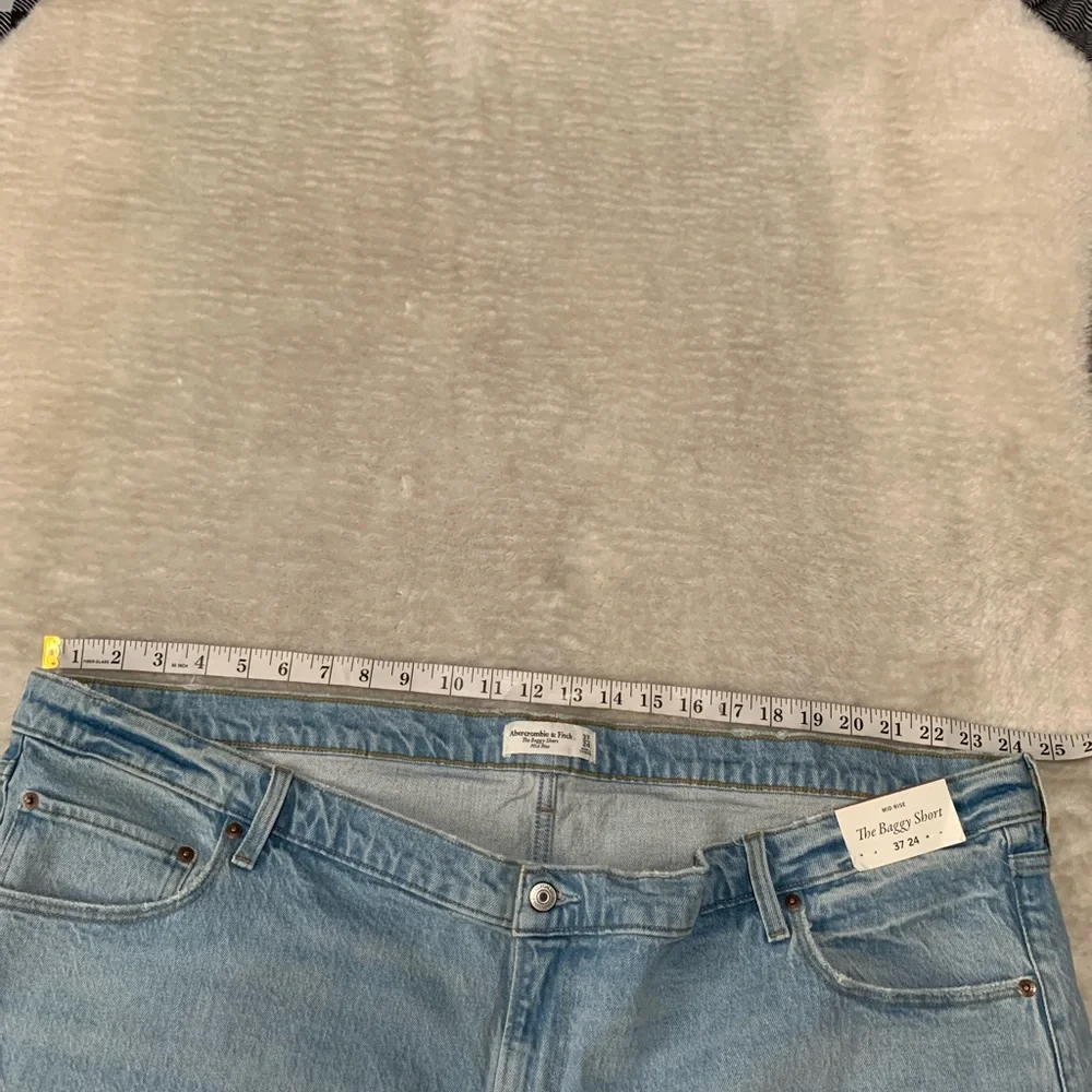 New Abercrombie & Fitch Baggy Denim Shorts Mid Rise Plus Size 37 24‎ Stretch
